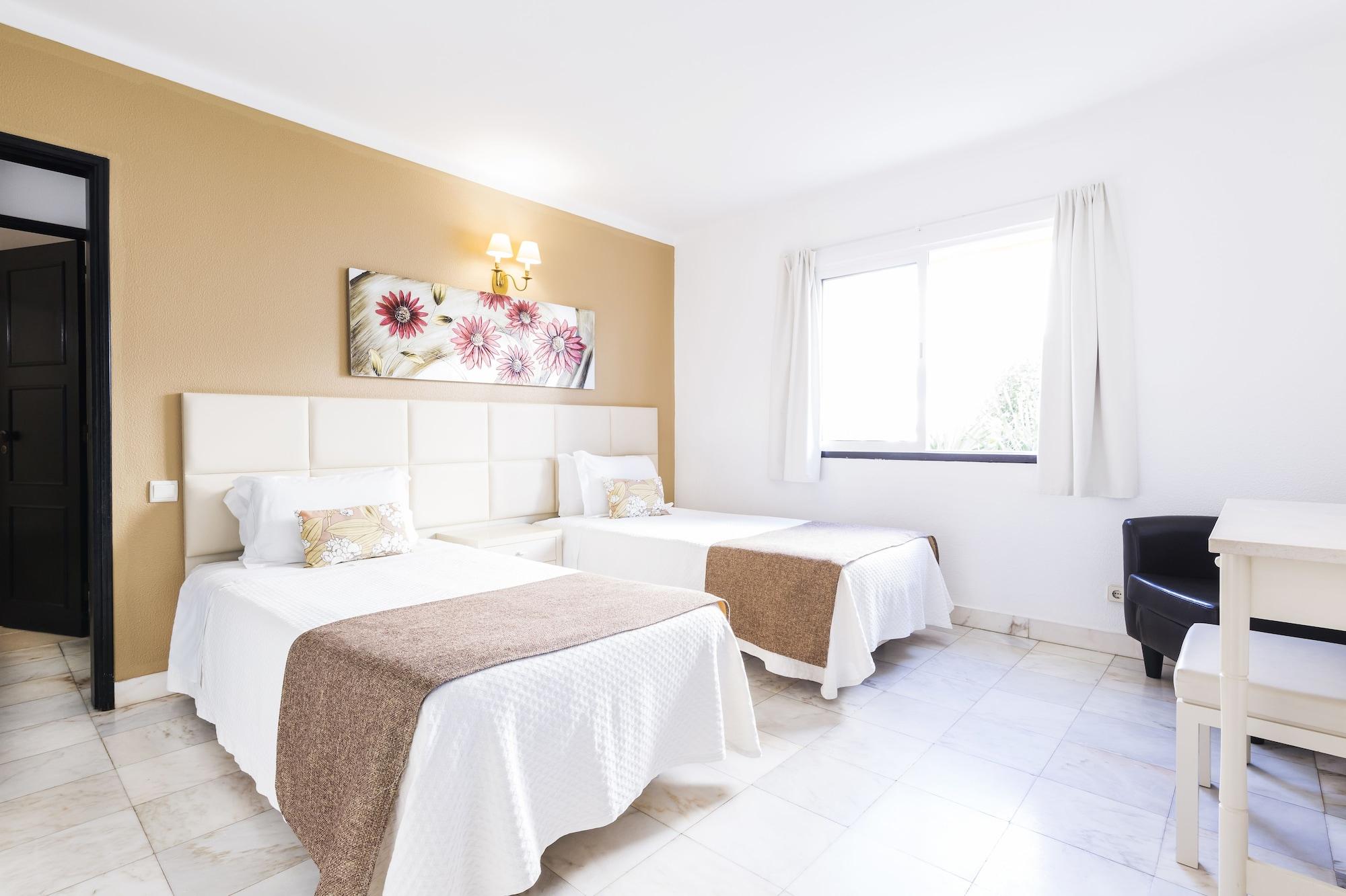 Jardim Do Vau Aparthotel Portimao Luaran gambar